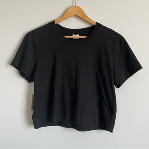 (NWT) Aritzia Wilfred Free Weekend T-Shirt